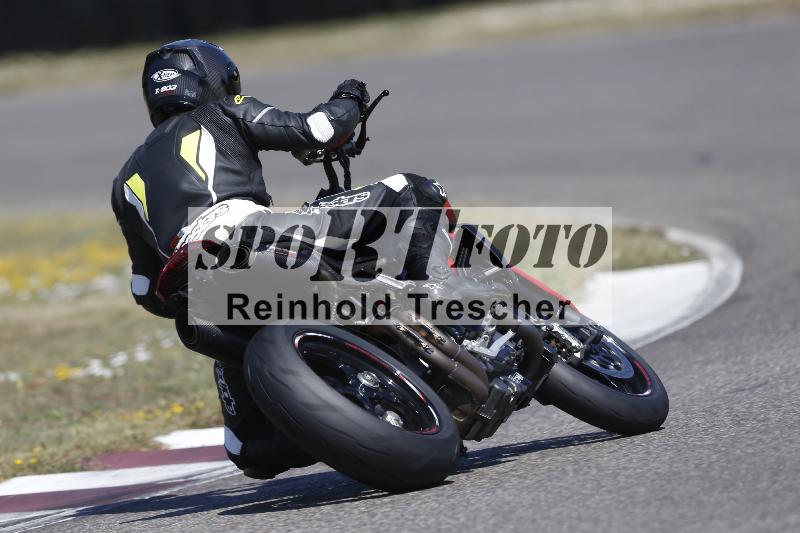 /36 08.08.2026  Pluess Motosport ADR/Einsteiger/422